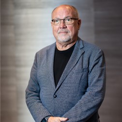 mihai2x