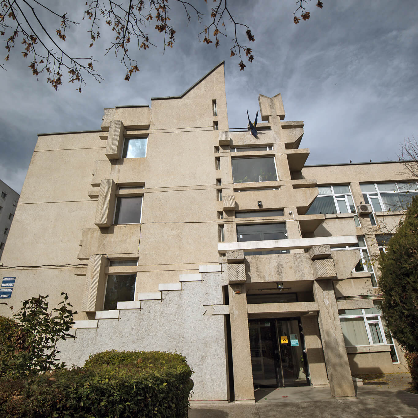 Facultatea de arhitectură „G.M. Cantacuzino”