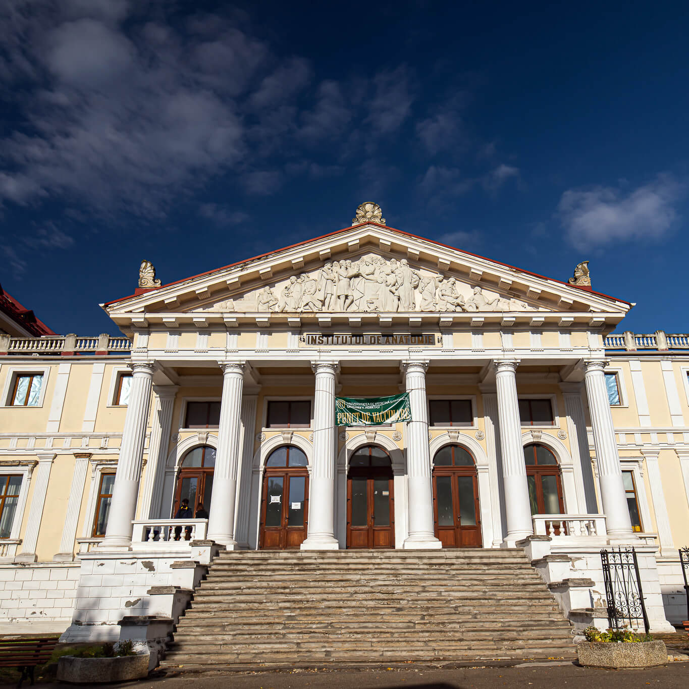 Universitatea de Medicină şi Farmacie „Grigore T. Popa”
