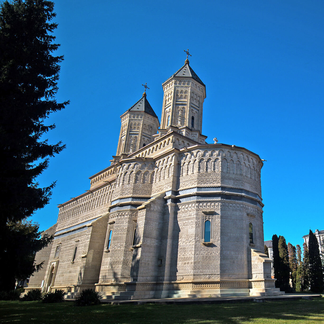 Biserica Trei Ierarhi